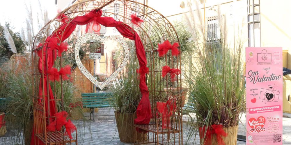 Inaugurato ufficialmente “l’angolo di San Valentino” in centro a Ravenna