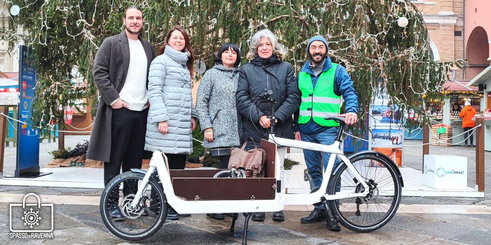 Una "cargo bike" per il porta a porta agli aderenti a Spasso in Ravenna